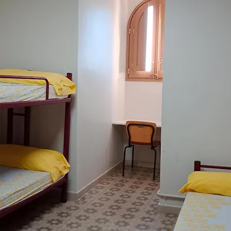 Hostel Xanascat